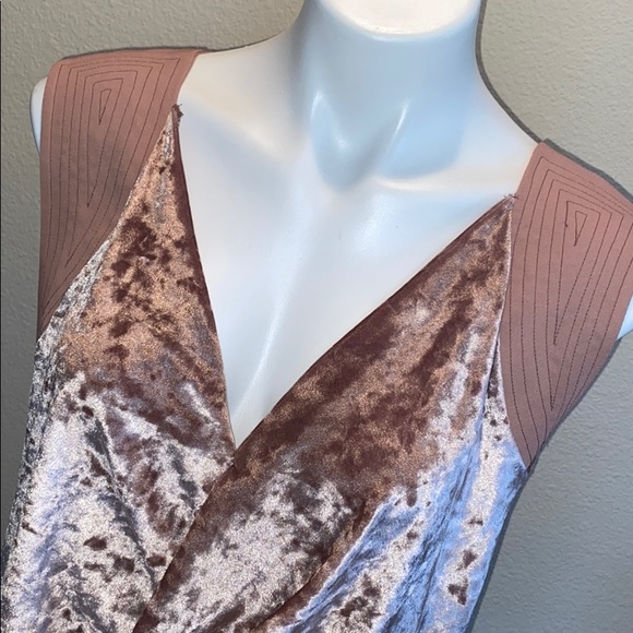New York & Company Blush Velvet Top - Picture 2 of 8